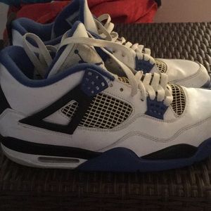 AIR JORDAN RETRO BLUES 🌀